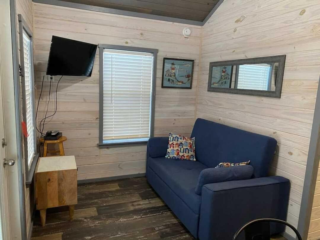 Surf City 2Br Park Home With Waterfront View And Parking Exteriér fotografie